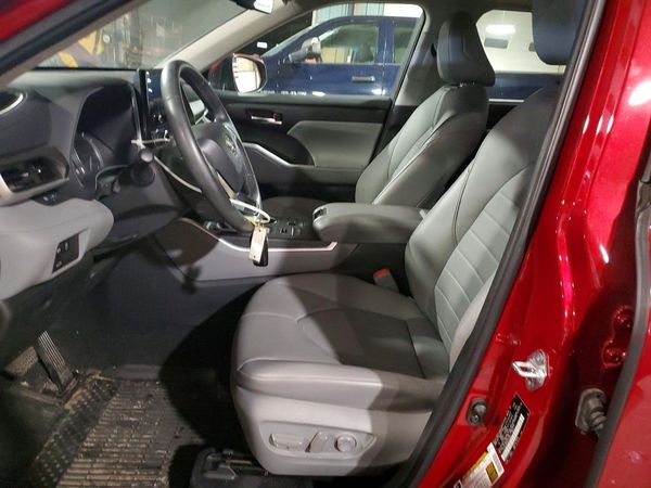 2024 TOYOTA HIGHLANDER