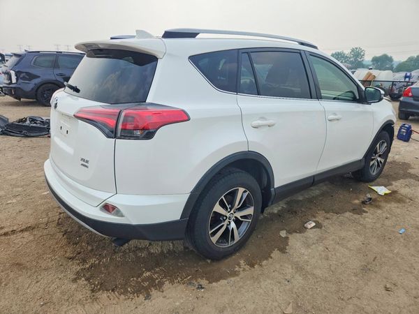 2018 TOYOTA RAV4 Adventure/XLE