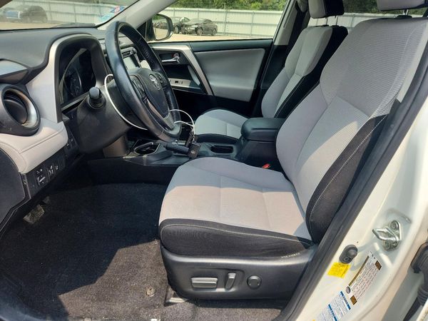 2018 TOYOTA RAV4 Adventure/XLE