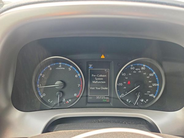 2018 TOYOTA RAV4 Adventure/XLE