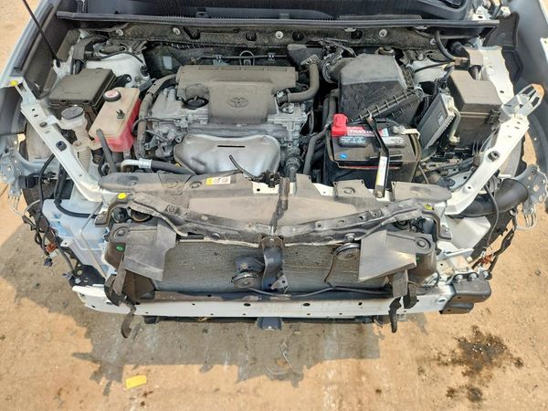 2018 TOYOTA RAV4 Adventure/XLE