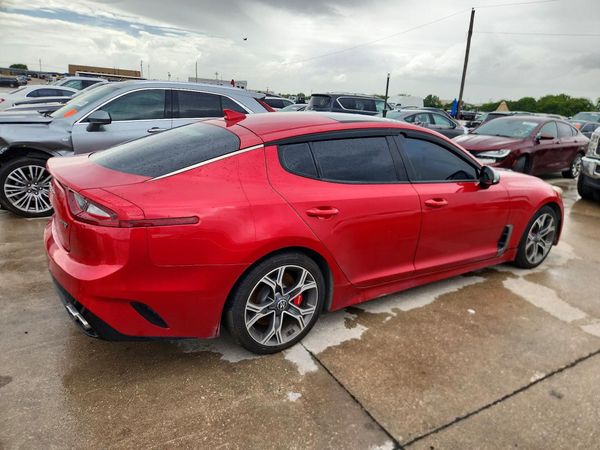 2018 KIA STINGER