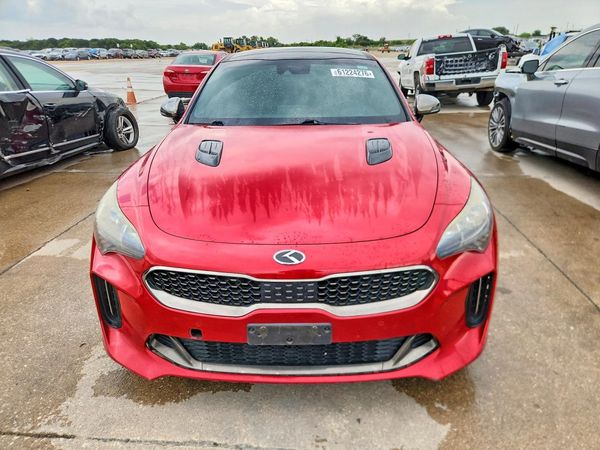 2018 KIA STINGER