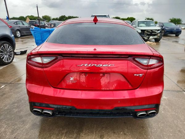 2018 KIA STINGER