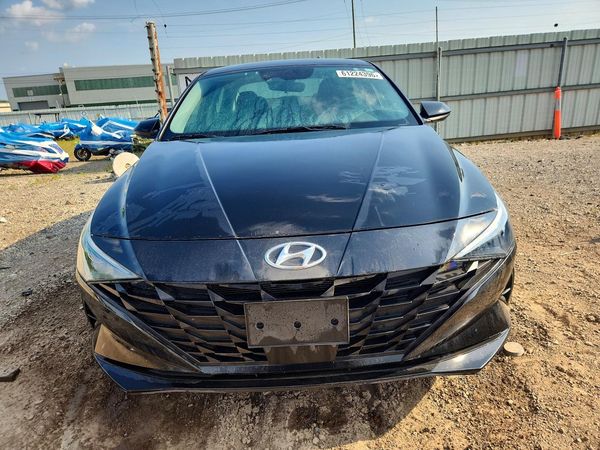 2023 HYUNDAI ELANTRA SEL w/Convenience Pkg