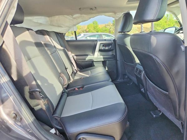 2021 TOYOTA 4RUNNER SRS Prem