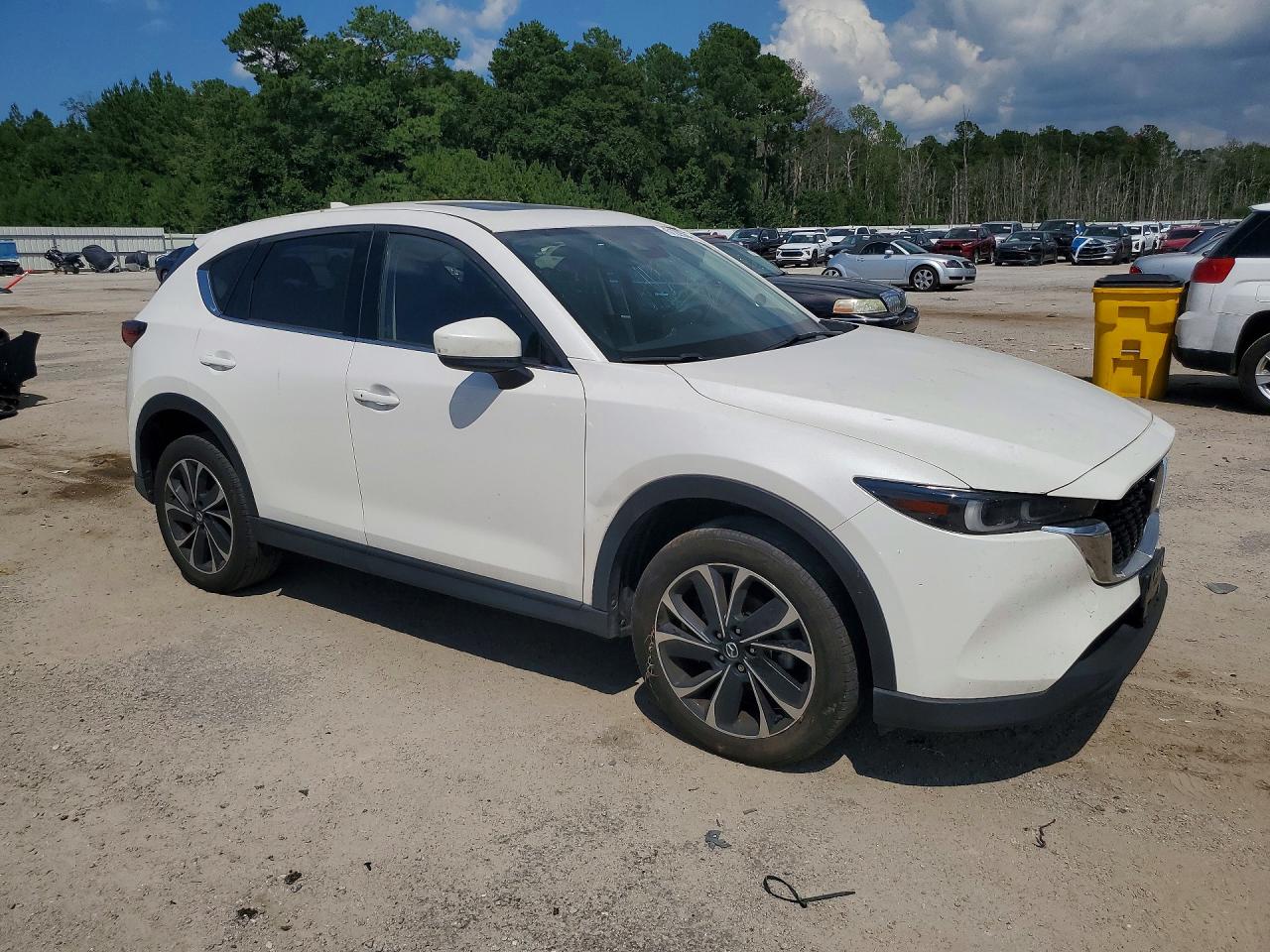 2022 MAZDA CX-5 Premium Package