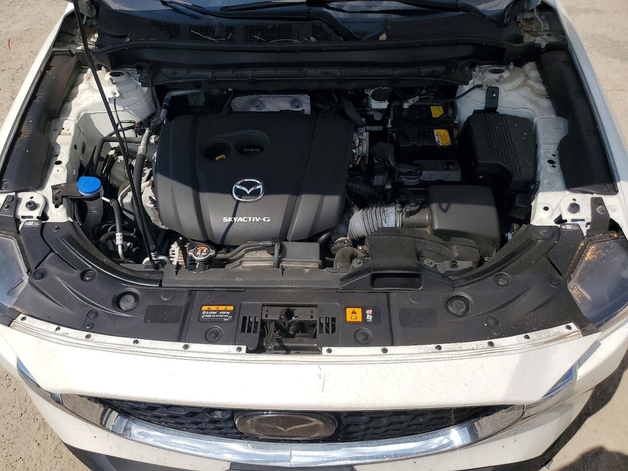 2022 MAZDA CX-5 Premium Package
