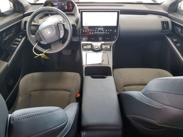 2024 TOYOTA BZ4X