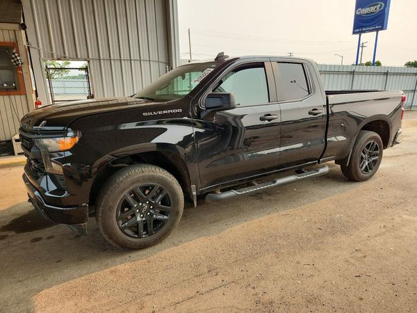 2025 CHEVROLET SILVERADO — DSFA — Front 3/4