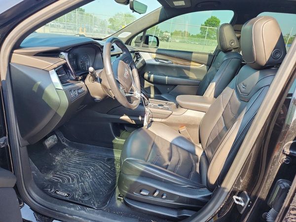 2023 CADILLAC XT6