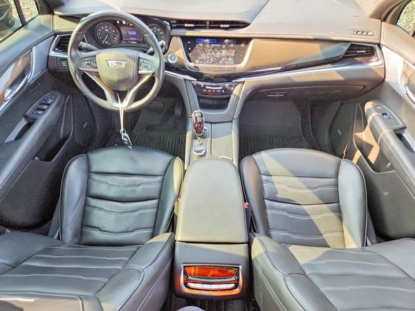 2023 CADILLAC XT6