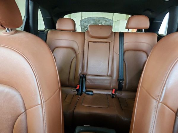 2012 AUDI Q5 Premium Plus