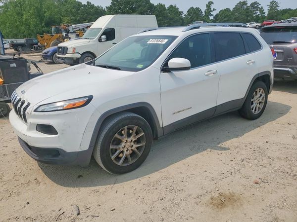 2016 JEEP CHEROKEE Latitude/Longitude/North — Front 3/4