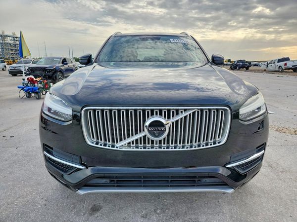2018 VOLVO XC90 Inscription