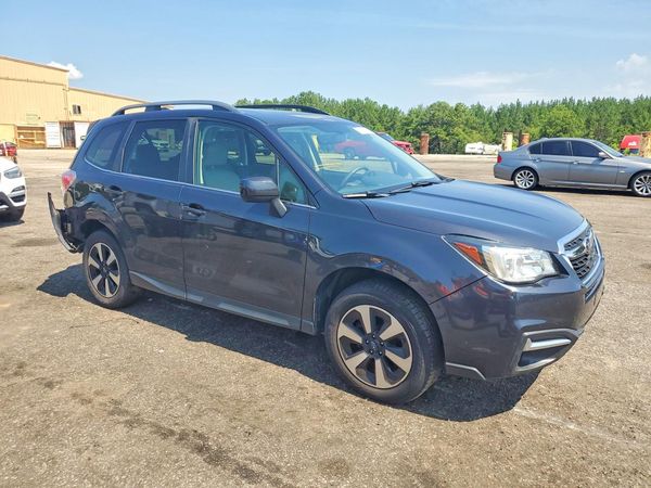 2018 SUBARU FORESTER Limited