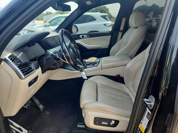 2022 BMW X5 xDrive40i — DENT