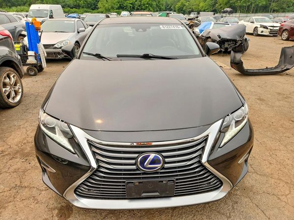 2016 LEXUS ES