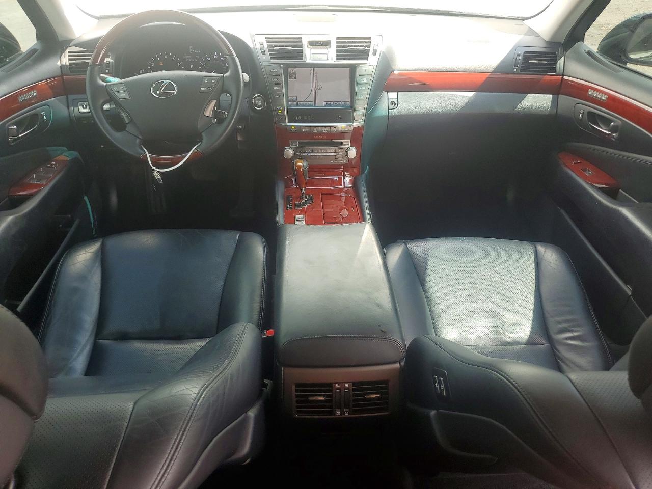 2011 LEXUS LS 460