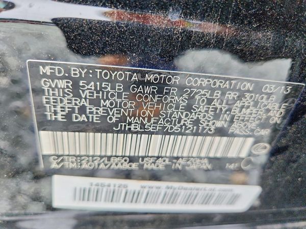 2013 LEXUS LS 460