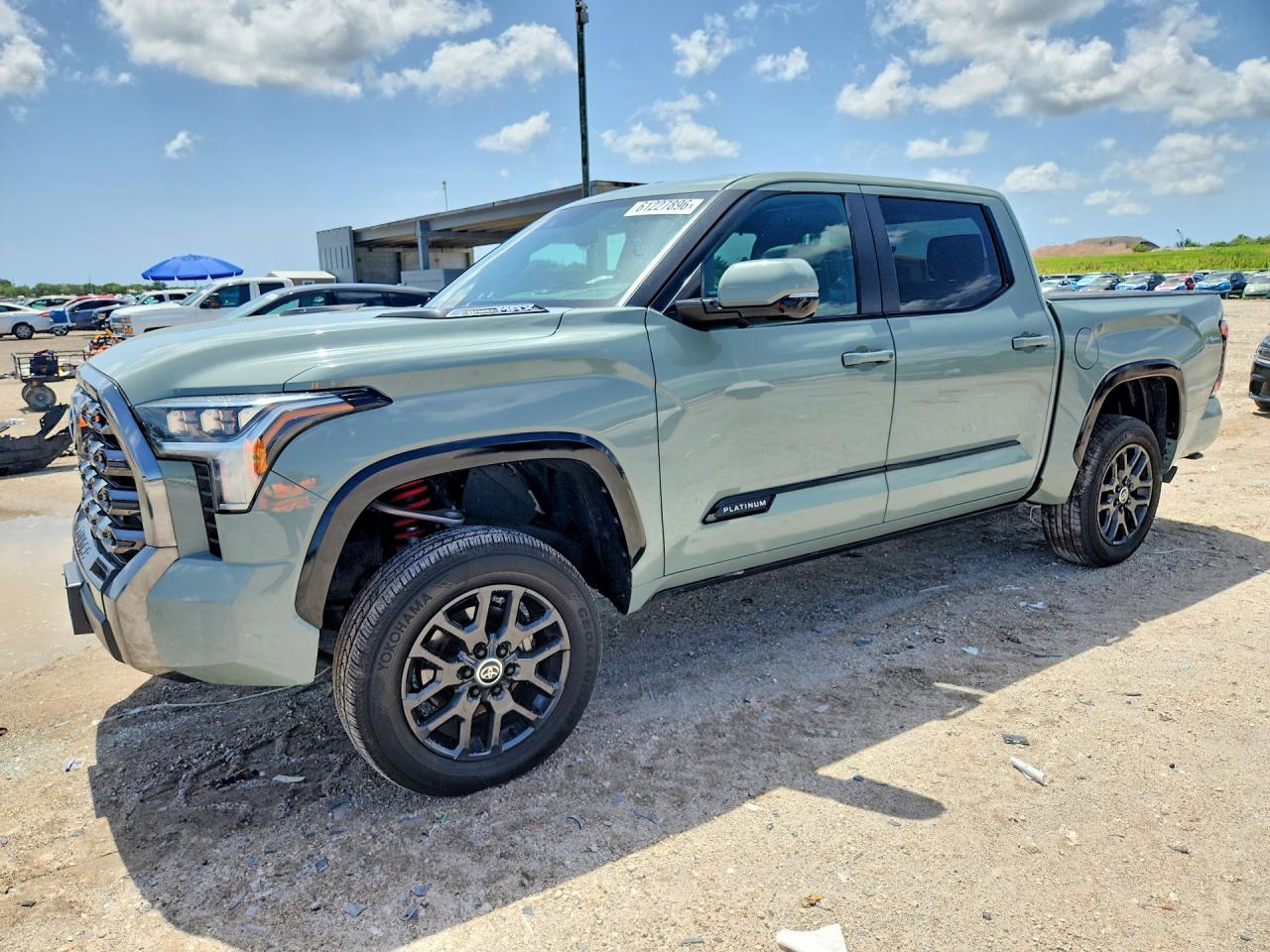 2024 TOYOTA TUNDRA