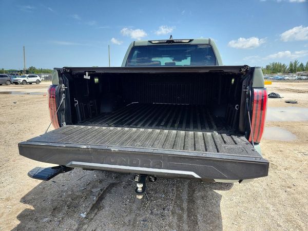 2024 TOYOTA TUNDRA