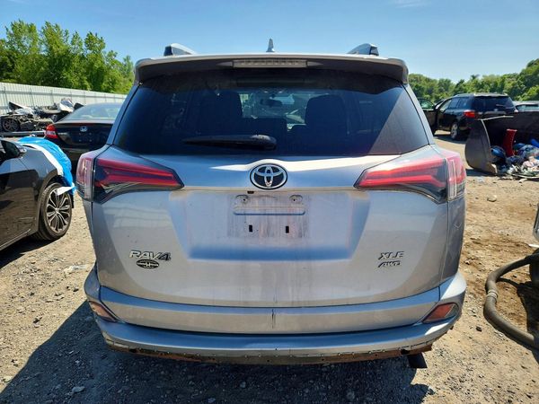 2016 TOYOTA RAV4 XLE (M Grade)