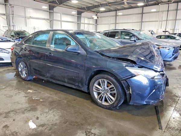 2016 TOYOTA CAMRY