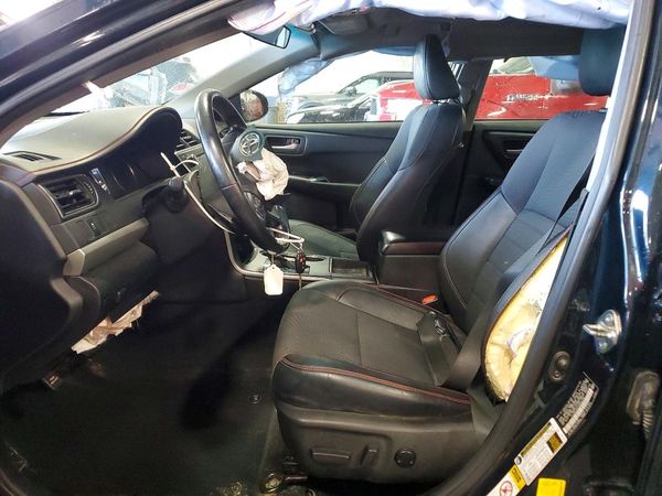 2016 TOYOTA CAMRY