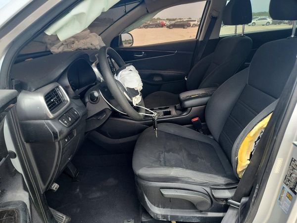 2019 KIA SORENTO L, LX, S