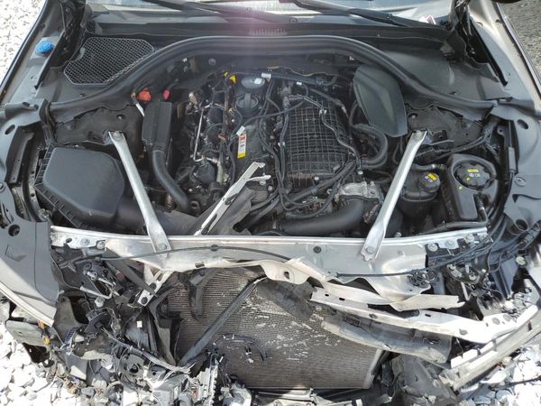 2019 BMW 740