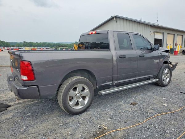 2018 RAM 1500 ST QUAD CAB 4X4