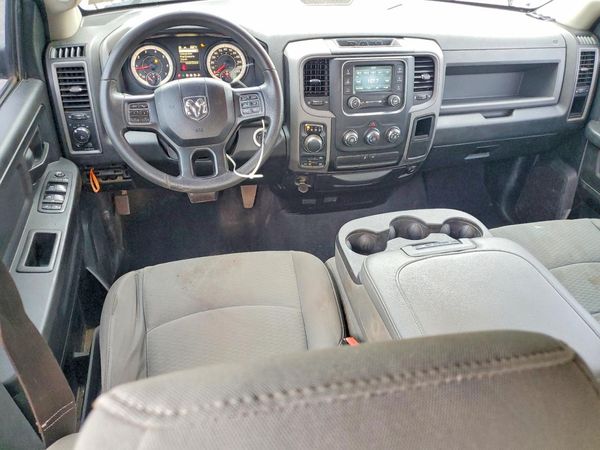 2018 RAM 1500 ST QUAD CAB 4X4