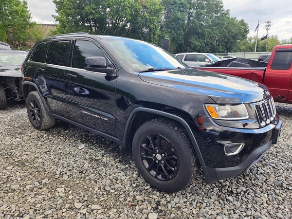 2015 JEEP GRAND CHEROKEE LAREDO 4X4