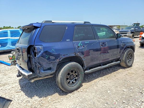 2022 TOYOTA 4RUNNER