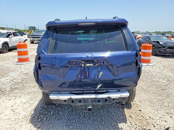 2022 TOYOTA 4RUNNER