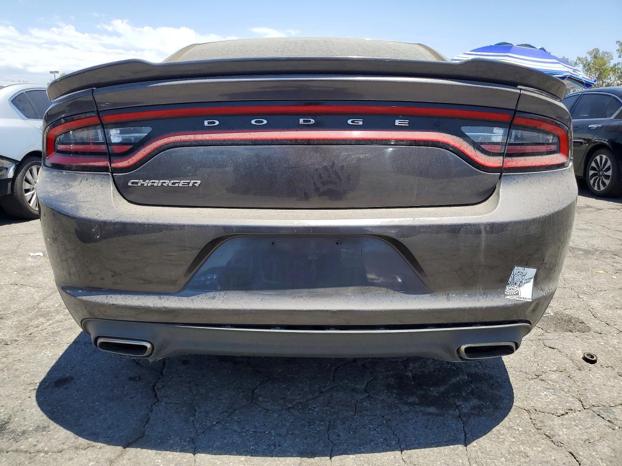 2016 DODGE CHARGER SE