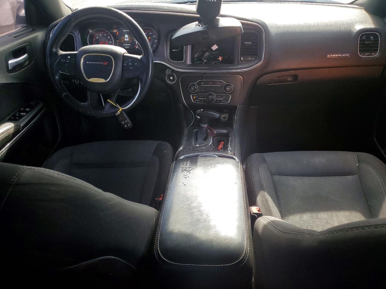 2016 DODGE CHARGER SE