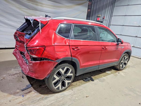 2022 VOLKSWAGEN TAOS 4Motion SEL