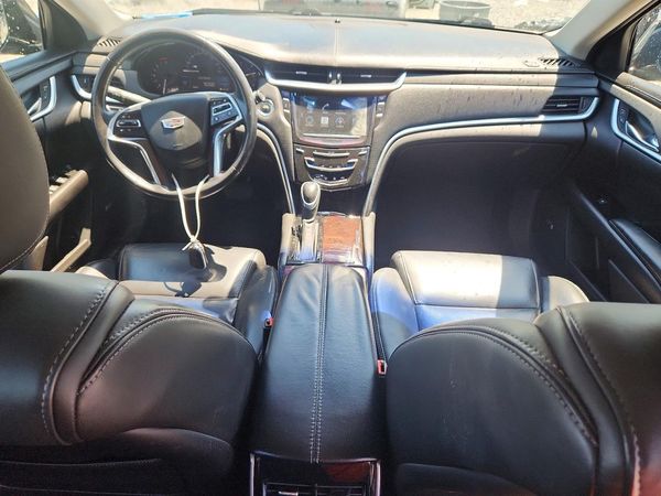 2016 CADILLAC XTS