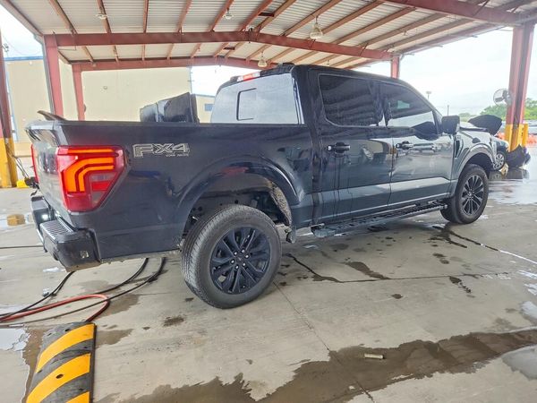 2025 FORD F150 Lariat