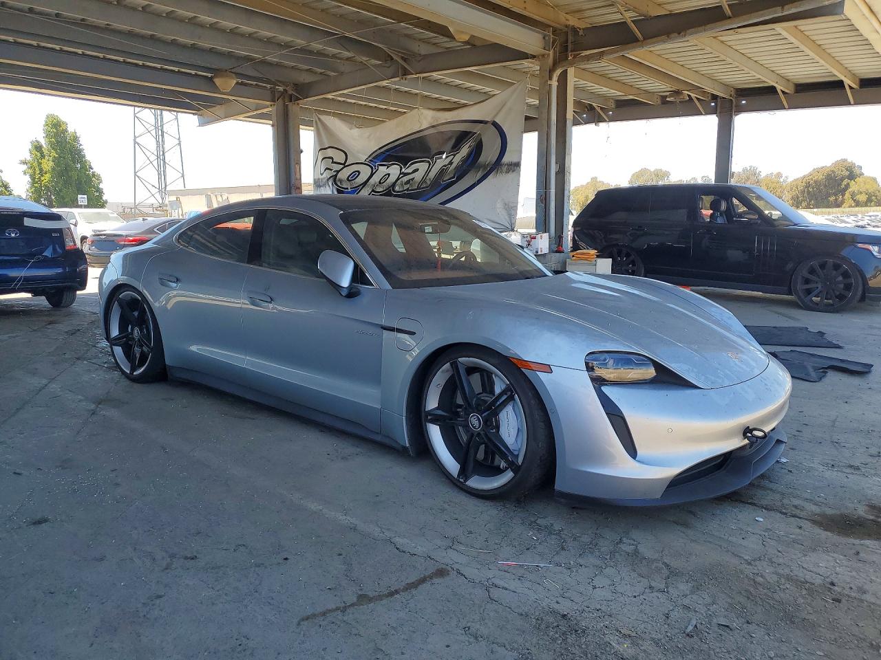 2020 PORSCHE TAYCAN