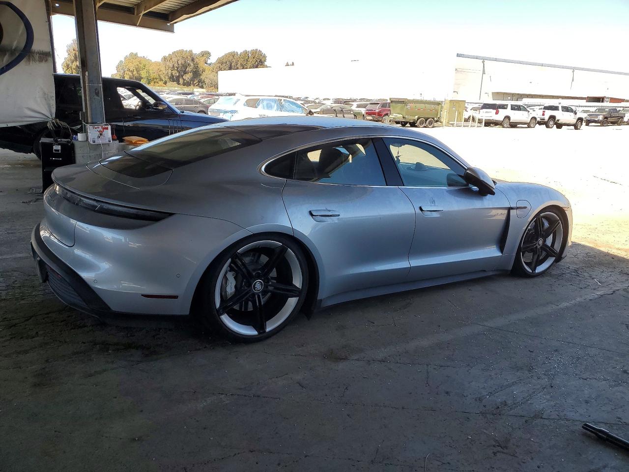 2020 PORSCHE TAYCAN