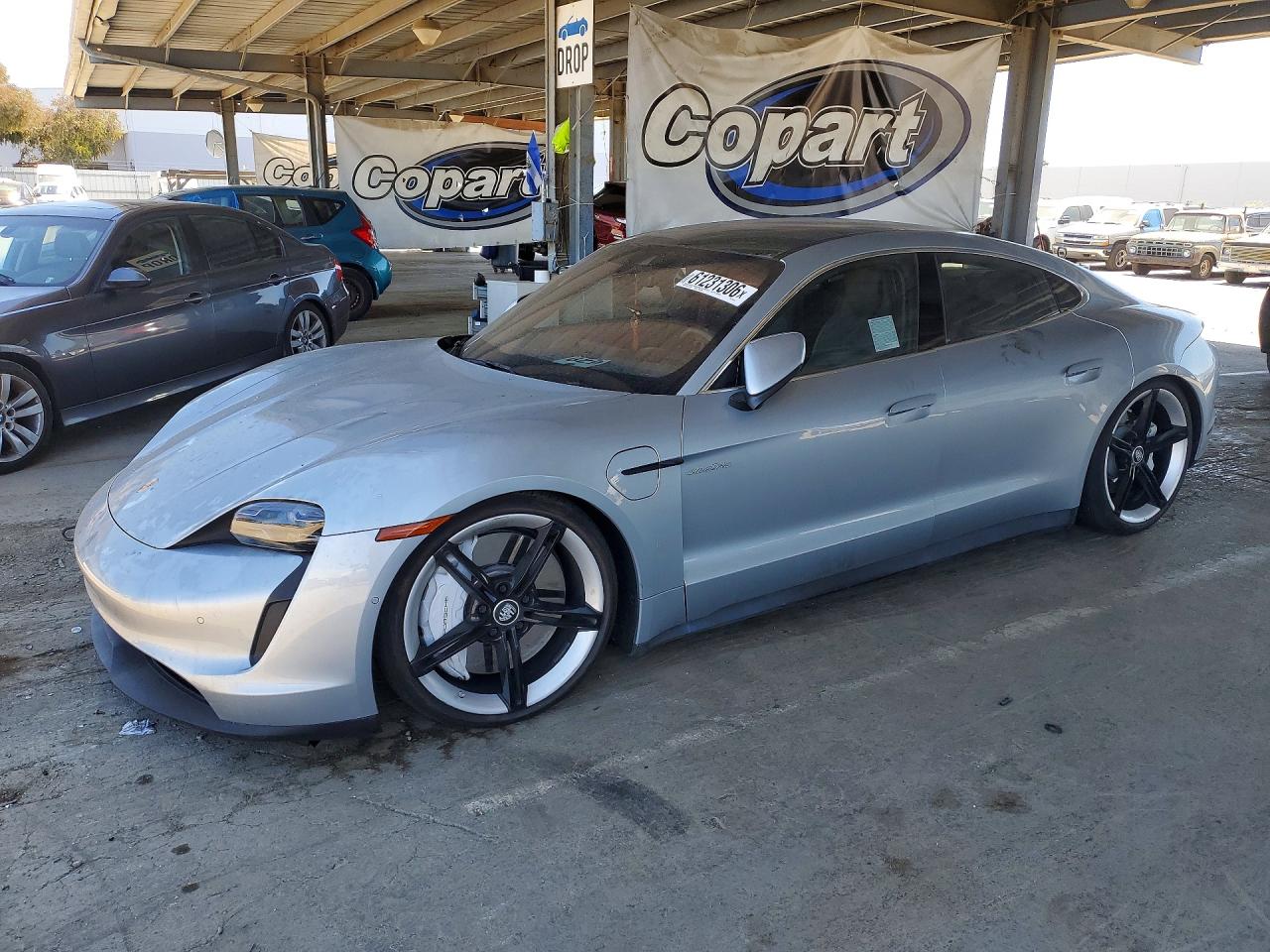 2020 PORSCHE TAYCAN