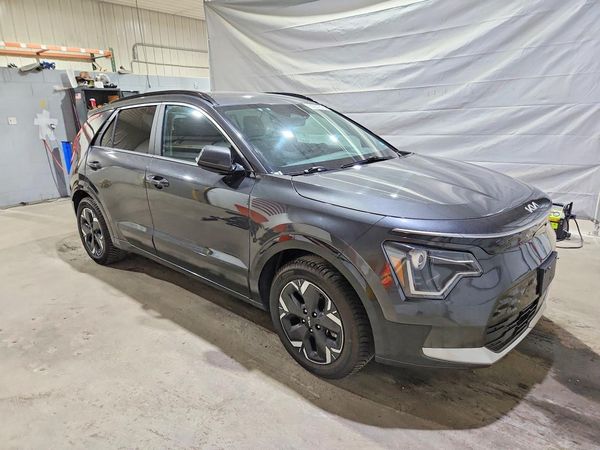 2023 KIA NIRO Wind