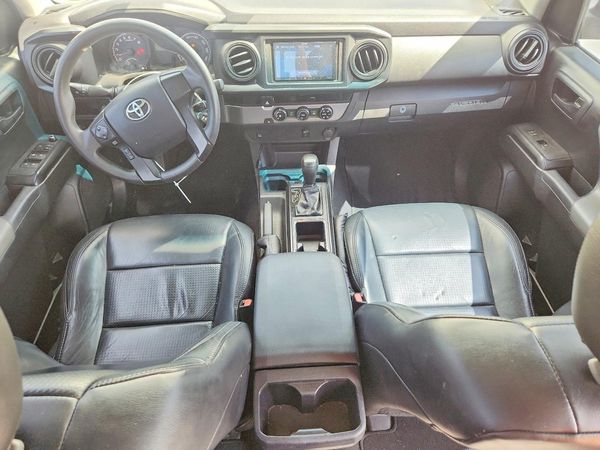 2017 TOYOTA TACOMA