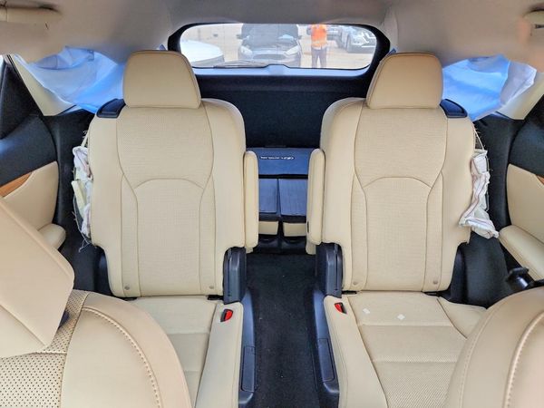 2022 LEXUS RX 350L Premium