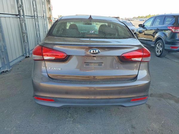 2017 KIA FORTE LX Popular, S
