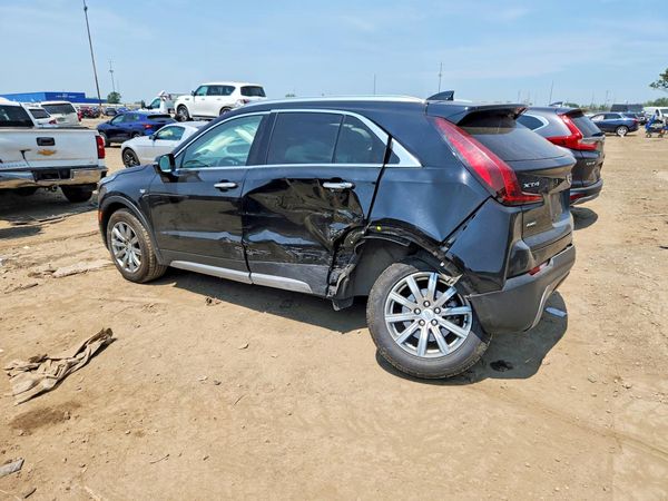 2023 CADILLAC XT4 Premium Luxury