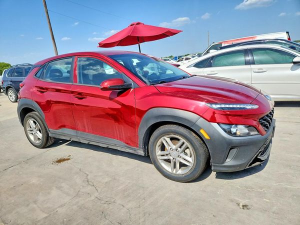 2023 HYUNDAI KONA SE